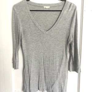 Gray 3/4 length shirt